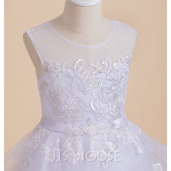 Flower girl/ special occasion dress ivory/white with tiered toole - Picture 7 of 12